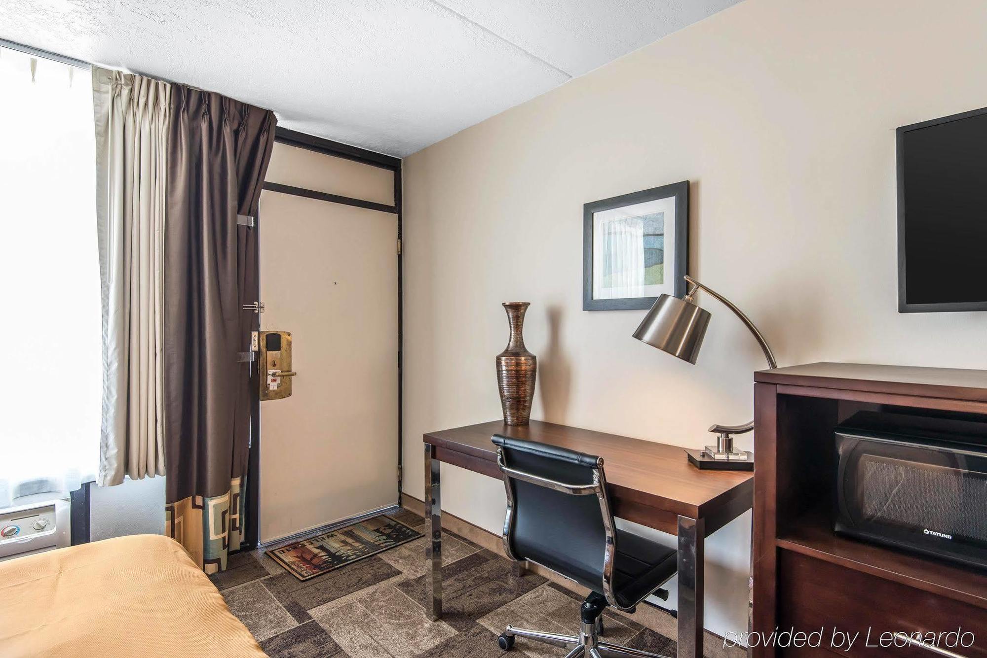 Econo Lodge Oak Grove-Blue Springs Екстер'єр фото